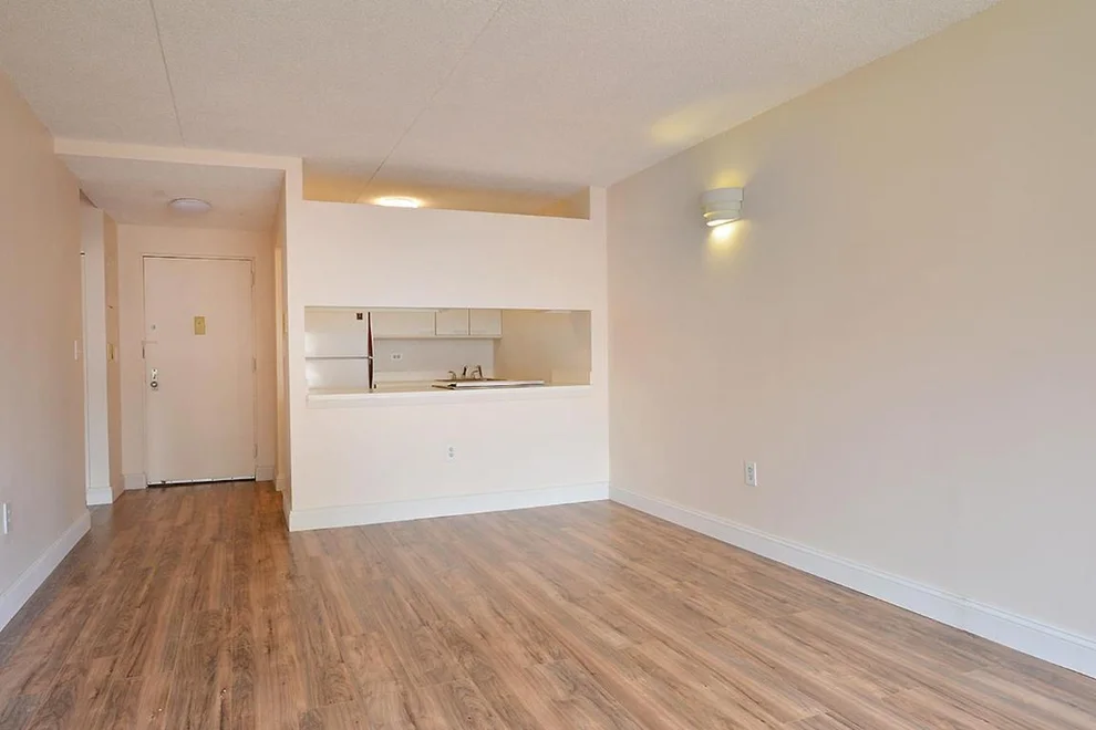 Unit for sale at 280 Rector Place, Manhattan, NY 10280