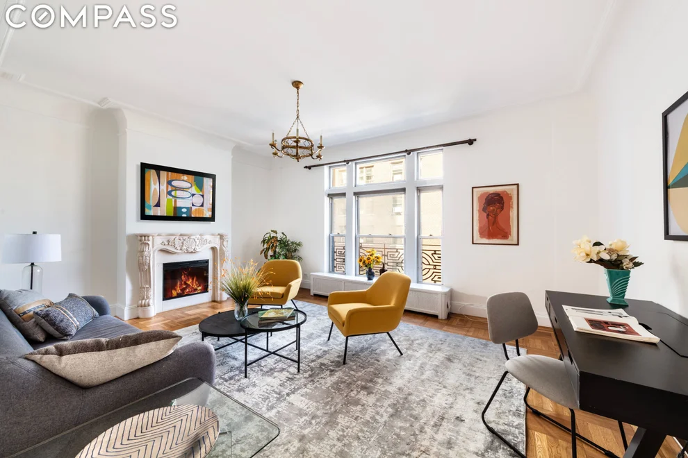 Unit for sale at 318 W 100th Street, Manhattan, NY 10025