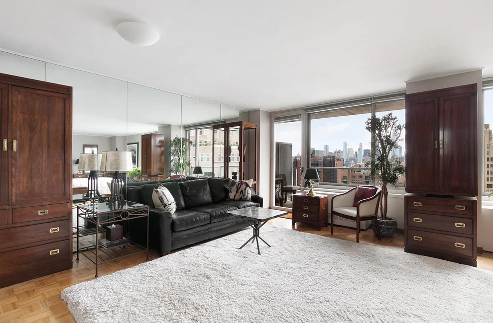 Unit for sale at 270 W 17th Street, Manhattan, NY 10011
