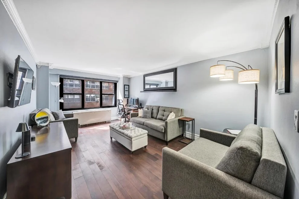 Unit for sale at 220 E 57TH Street, Manhattan, NY 10022
