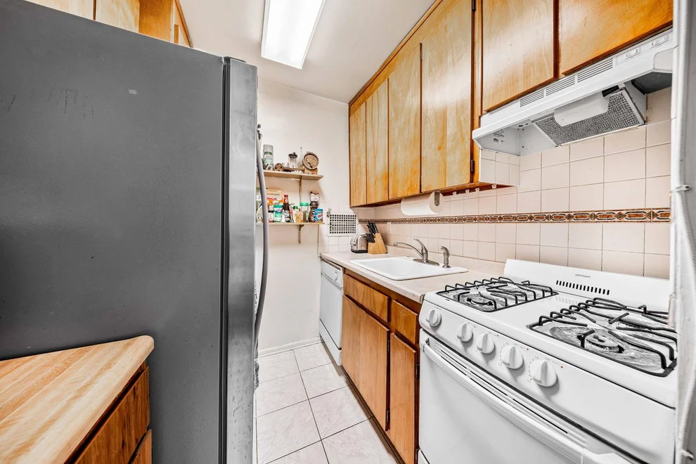 Unit for sale at 52-40 39th Drive, Queens, NY 11377