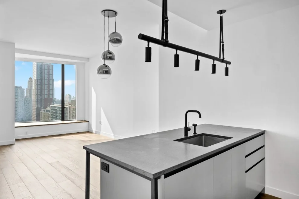 Unit for sale at 11 Hoyt Street, Brooklyn, NY 11201
