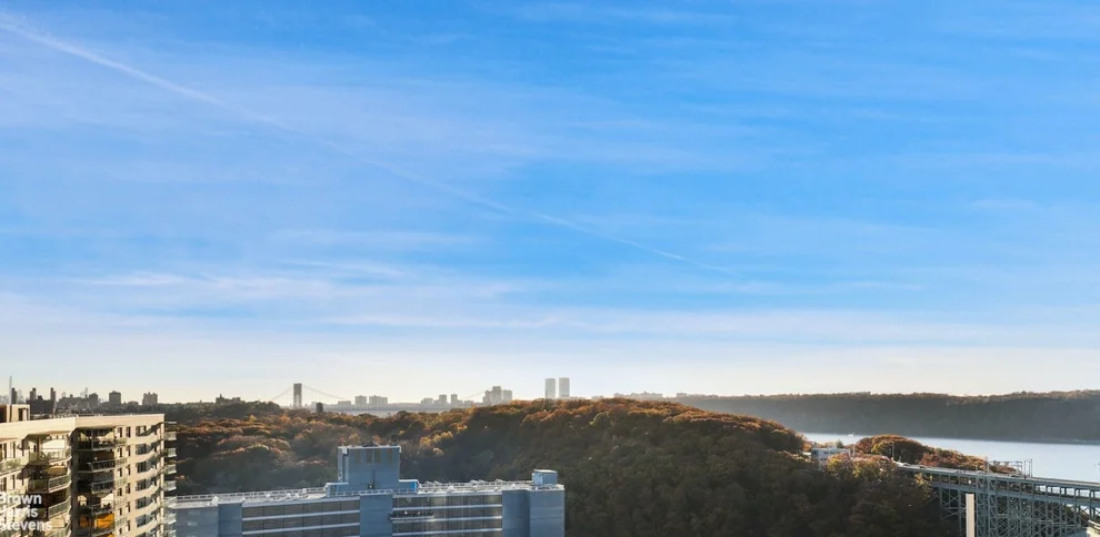Unit for sale at 555 KAPPOCK Street, Bronx, NY 10463