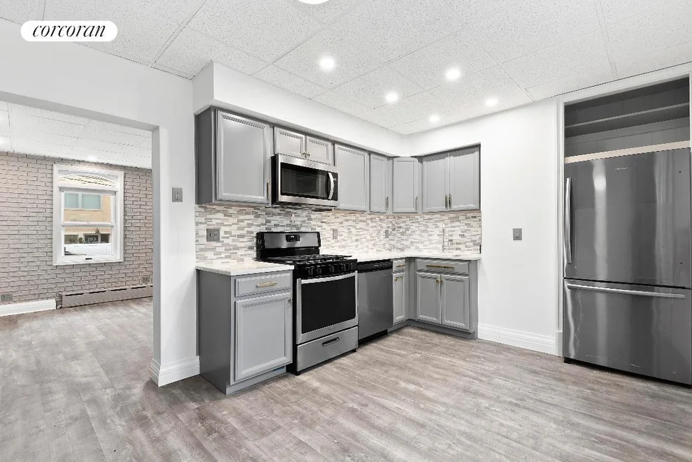 Unit for sale at 206 N 8th Street, Brooklyn, NY 11211