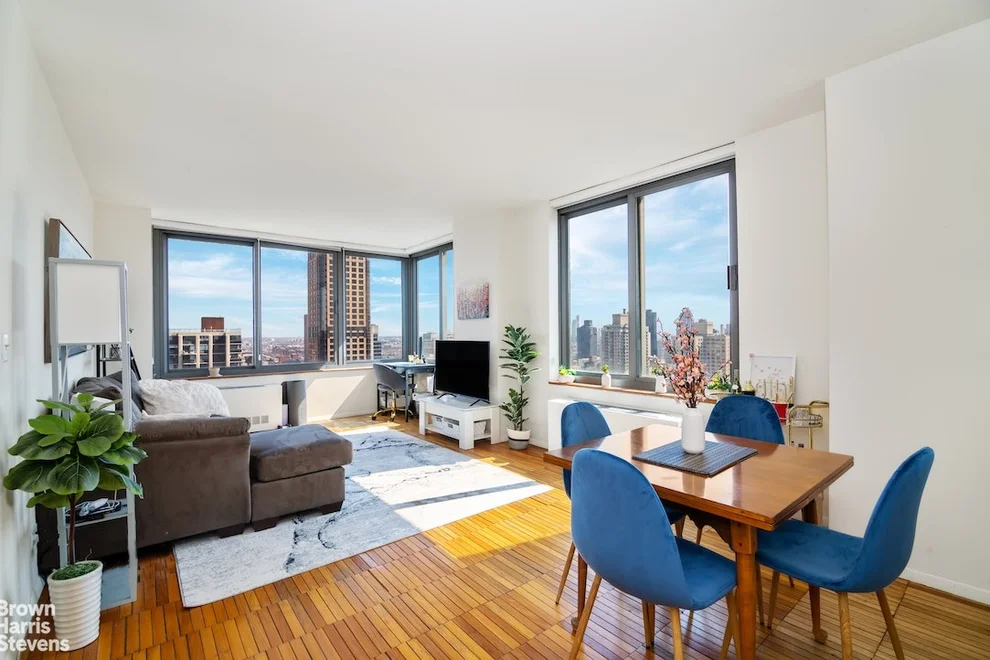 Unit for sale at 300 E 85TH Street, Manhattan, NY 10028