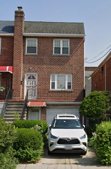 Unit for sale at 928 RHINELANDER Avenue, Bronx, NY 10462