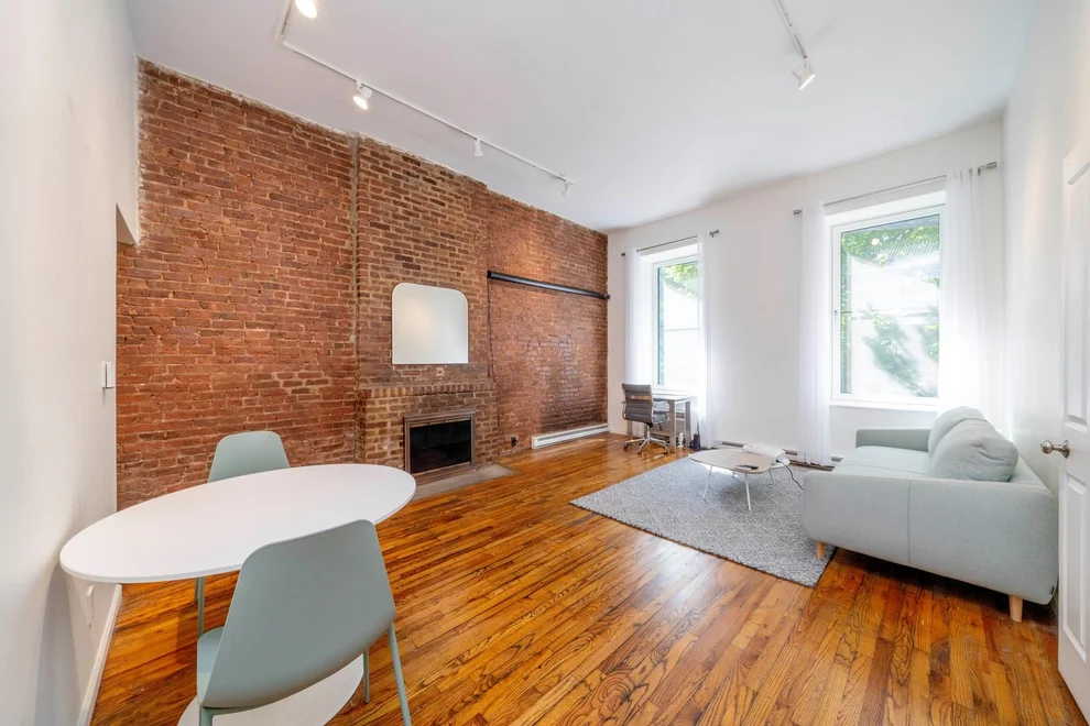 Unit for sale at 223 W 14TH Street, Manhattan, NY 10011