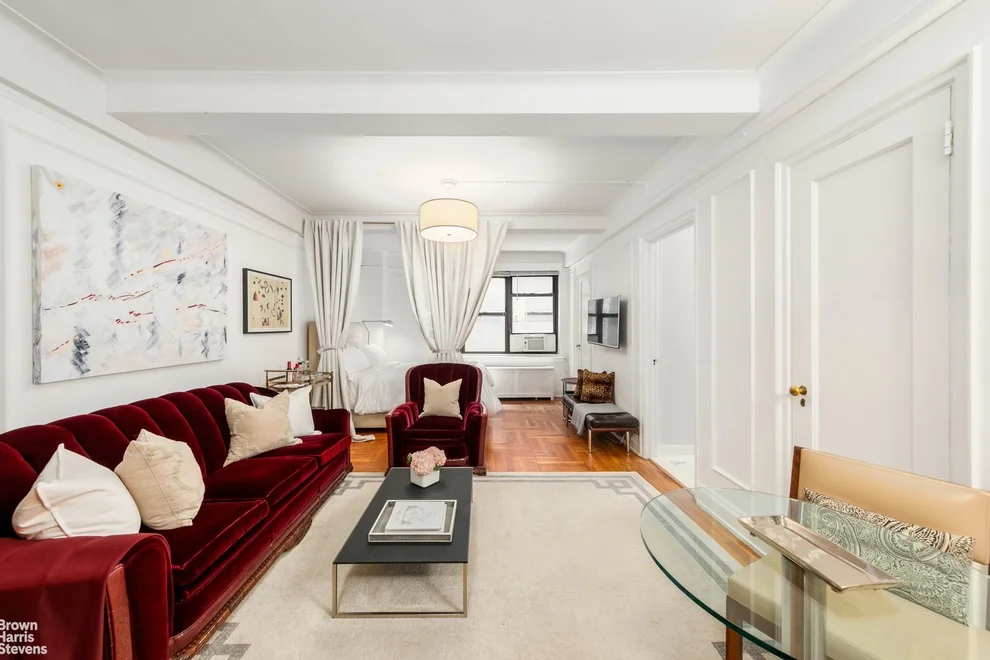 Unit for sale at 245 E 72ND Street, Manhattan, NY 10021