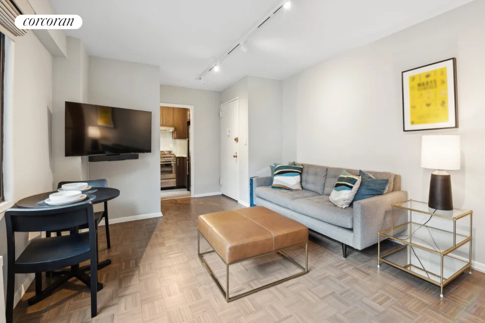 Unit for sale at 201 W 21ST Street, Manhattan, NY 10011