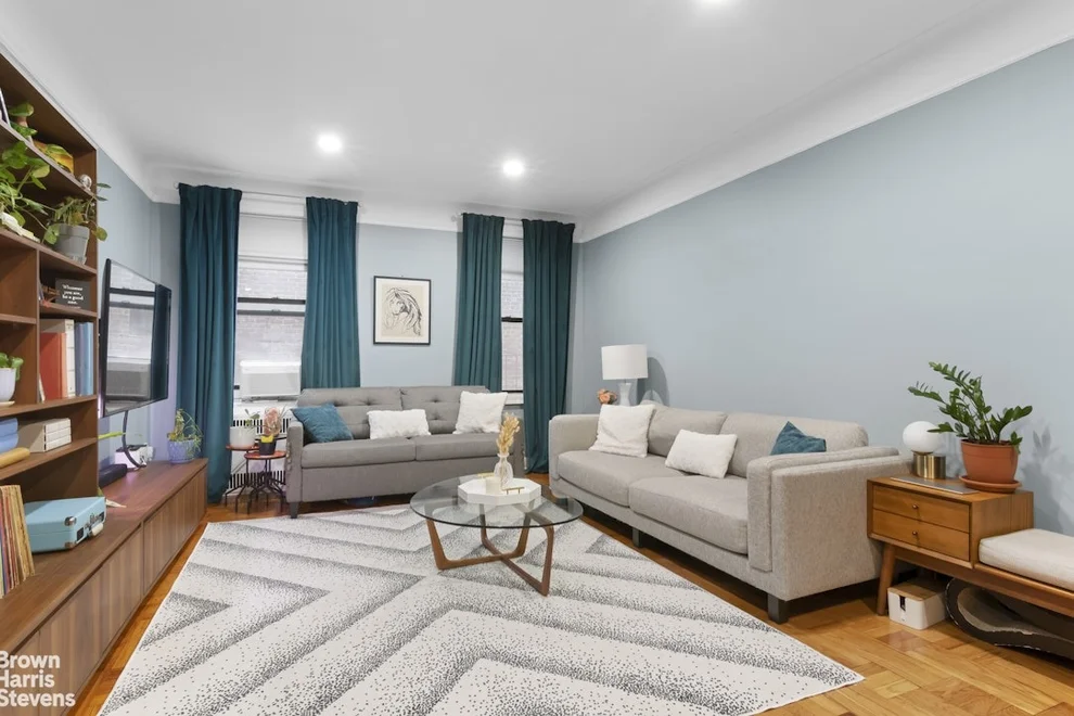 Unit for sale at 81 OCEAN Parkway, Brooklyn, NY 11218