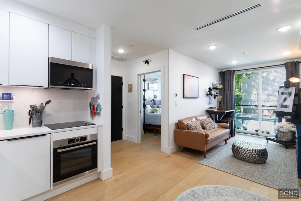 31 Bleecker Street