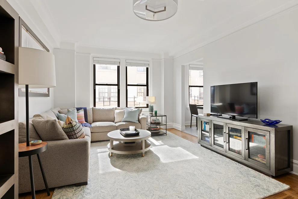 Unit for sale at 174 W 76TH Street, Manhattan, NY 10023