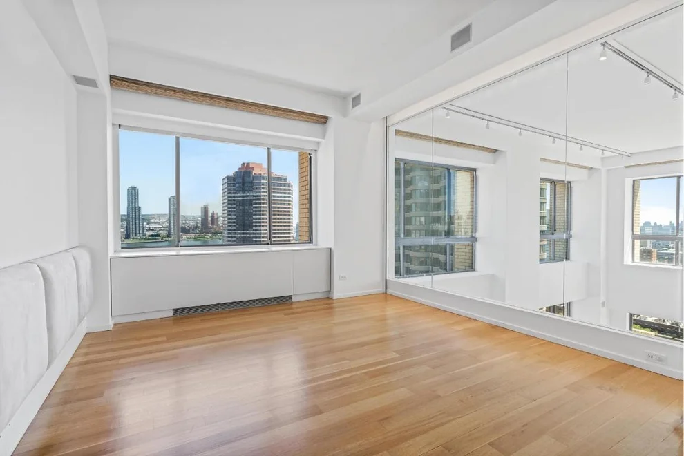 Unit for sale at 311 E 38TH Street, Manhattan, NY 10016