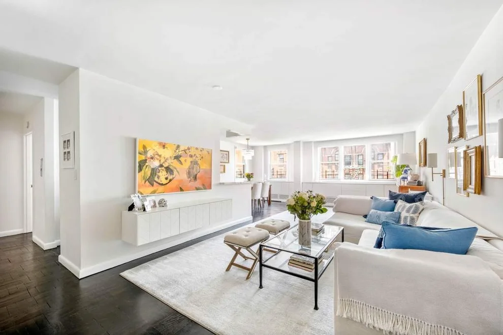 Unit for sale at 215 E 80th Street, Manhattan, NY 10075