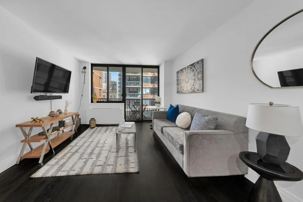 Unit for sale at 343 E 74TH Street, Manhattan, NY 10021