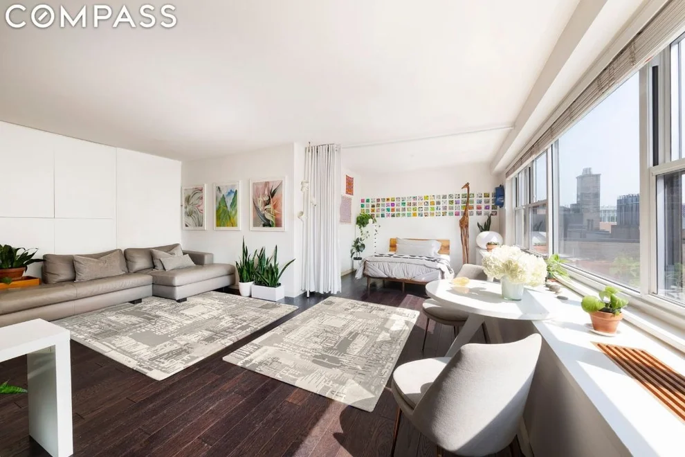 Unit for sale at 1065 Park Avenue, Manhattan, NY 10128