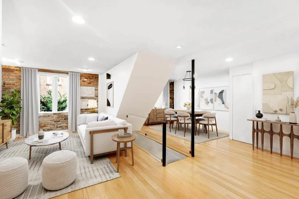 Unit for sale at 337 W 20TH Street, Manhattan, NY 10011