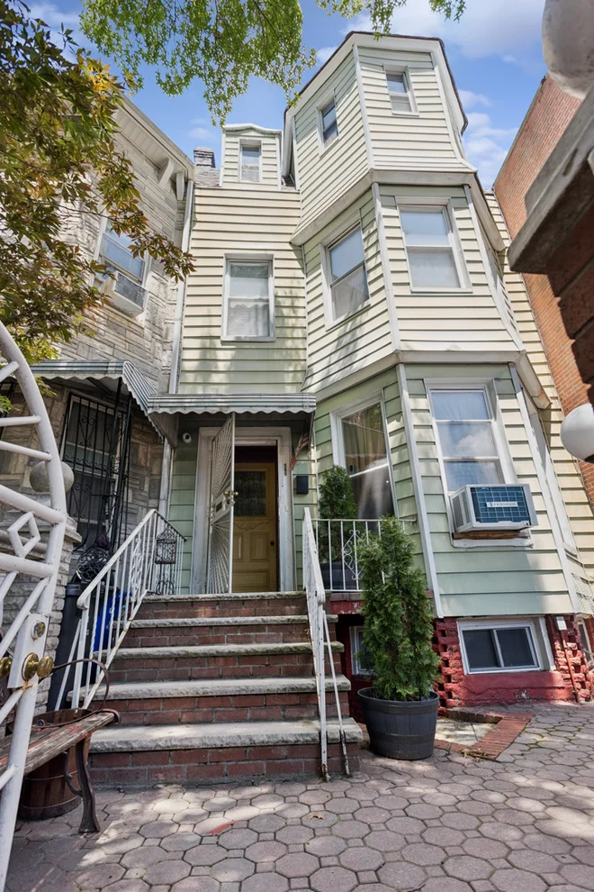 Unit for sale at 285 WINTHROP Street, Brooklyn, NY 11225