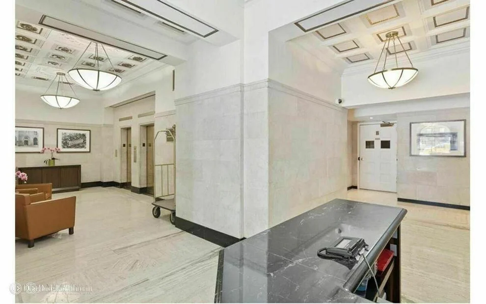 Unit for sale at 465 W 23RD Street, Manhattan, NY 10011
