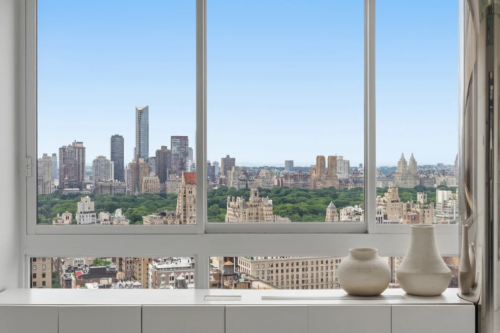 Unit for sale at 167 E 61ST Street, Manhattan, NY 10065