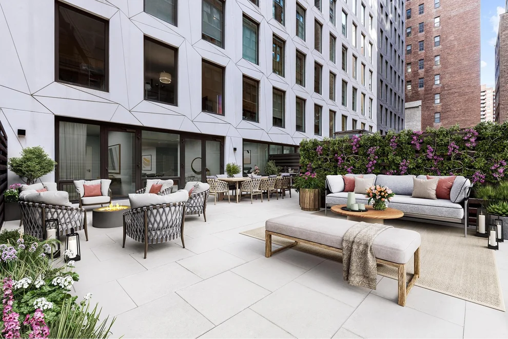 Unit for sale at 215 W 28TH Street, Manhattan, NY 10001