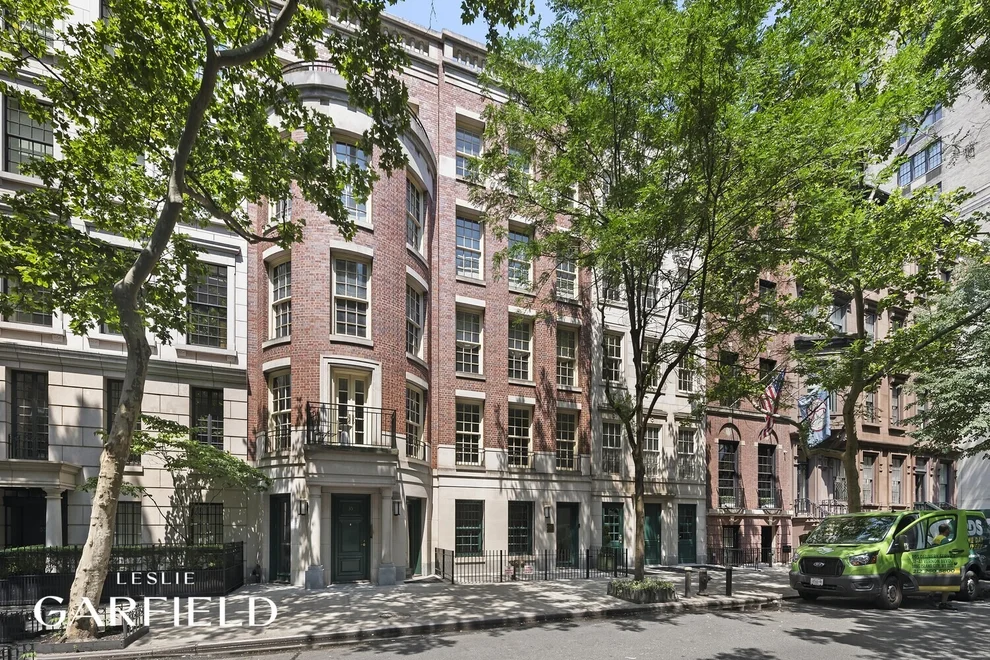 Unit for sale at 35 E 63RD Street, Manhattan, NY 10065