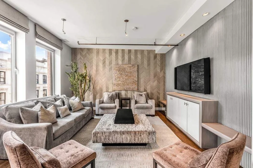 Unit for sale at 112 W 18TH Street, Manhattan, NY 10011