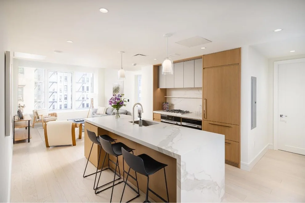 Unit for sale at 200 E 20TH Street, Manhattan, NY 10003
