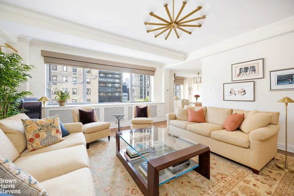 Unit for sale at 110 E 57TH Street, Manhattan, NY 10022