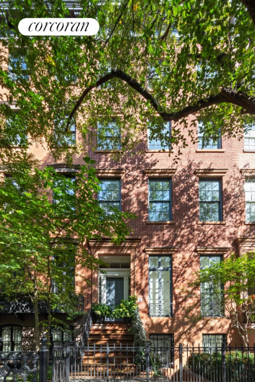 Unit for sale at 15 BANK Street, Manhattan, NY 10014