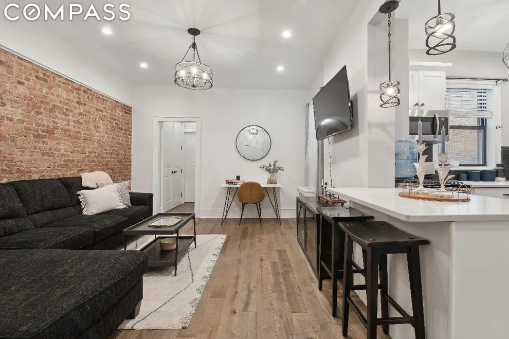 Unit for sale at 135 W 16th Street, Manhattan, NY 10011