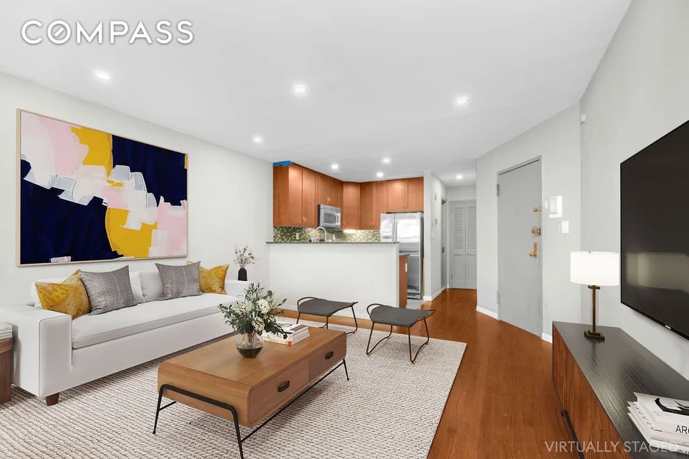 Unit for sale at 252 W 102nd Street, Manhattan, NY 10025