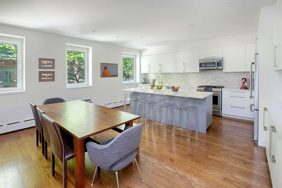 Unit for sale at 207 E 21st Street, Manhattan, NY 10010