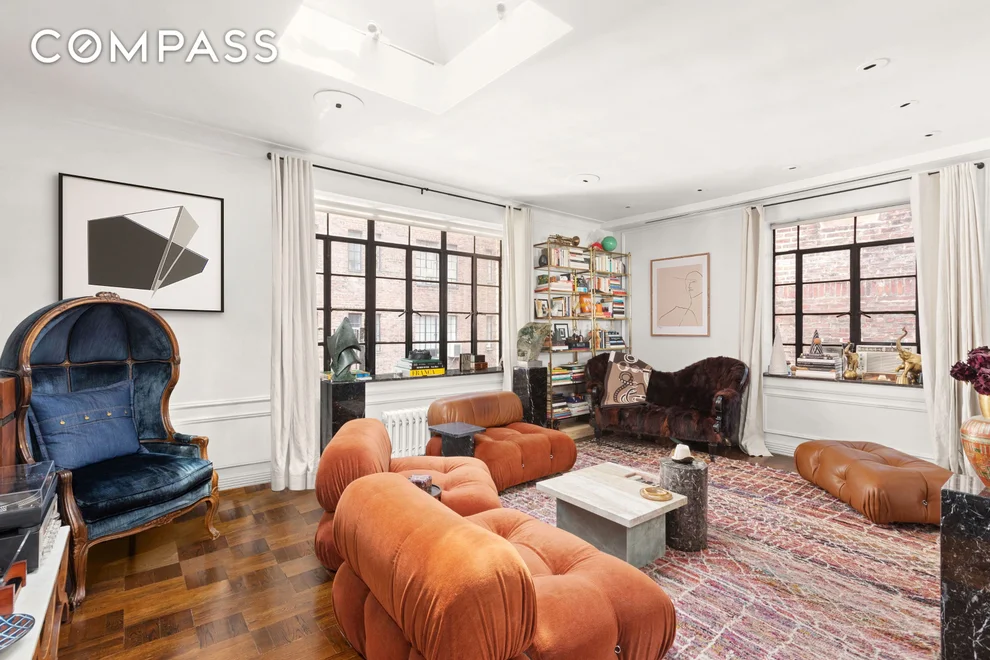 Unit for sale at 135 E 39th Street, Manhattan, NY 10016