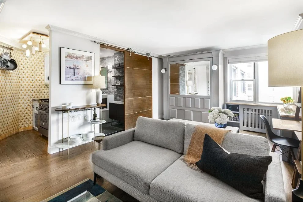 Unit for sale at 14 Horatio Street, Manhattan, NY 10014