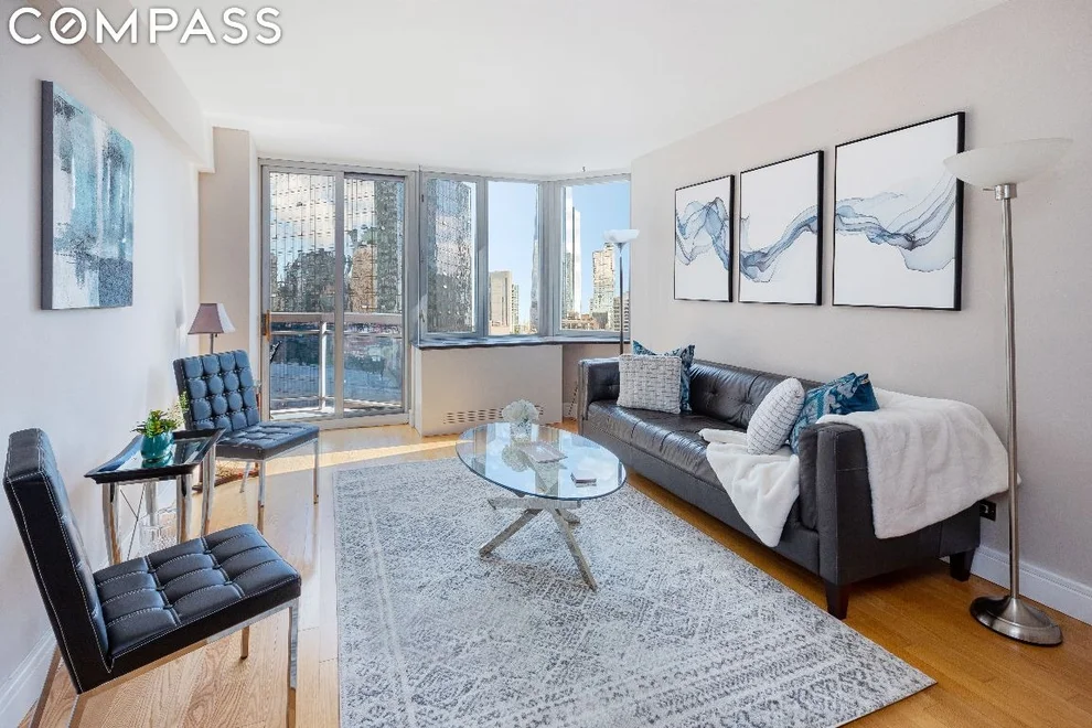 Unit for sale at 500 W 43rd Street, Manhattan, NY 10036