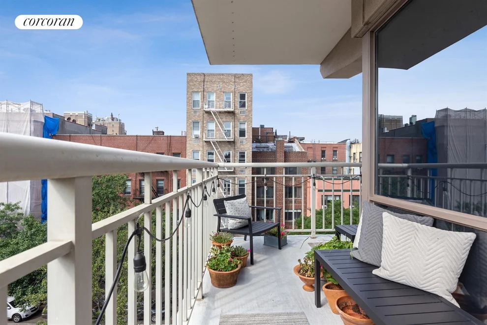 Unit for sale at 240 E 10TH Street, Manhattan, NY 10003