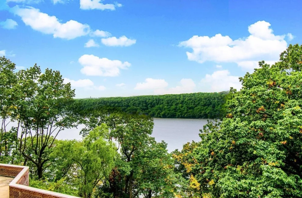 Unit for sale at 2575 PALISADE Avenue, Bronx, NY 10463