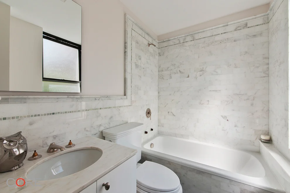 Unit for sale at 41 W 72ND Street, Manhattan, NY 10023