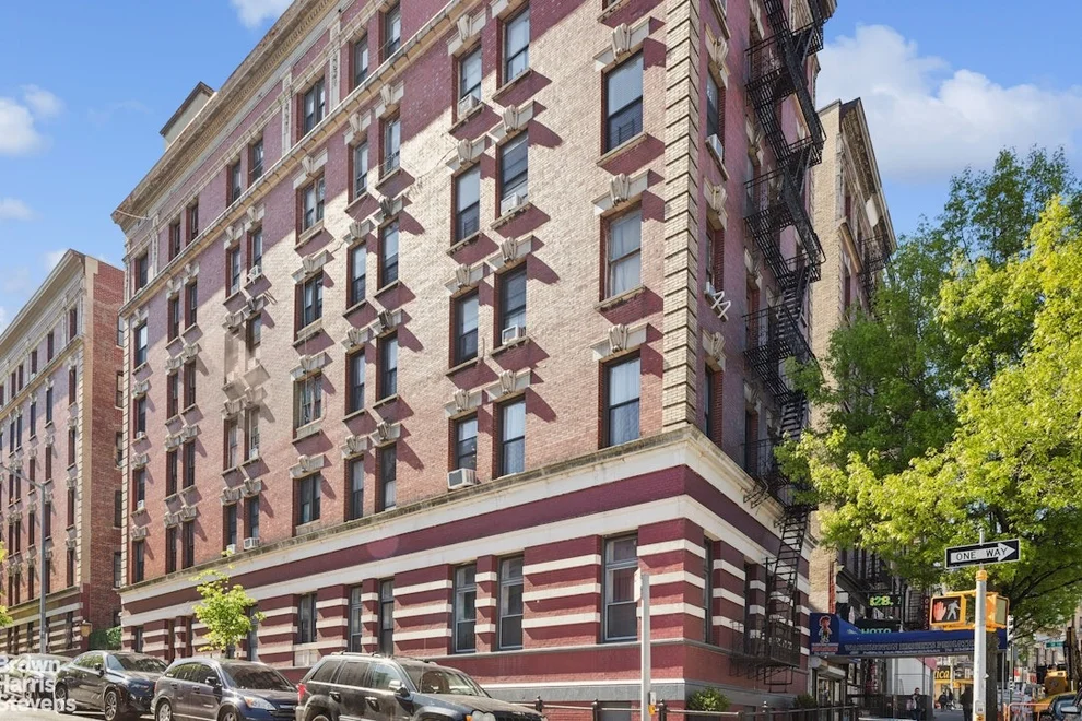 Unit for sale at 4260 BROADWAY, Manhattan, NY 10033
