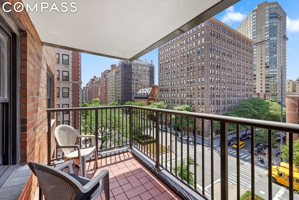 Unit for sale at 1199 Park Avenue, Manhattan, NY 10128