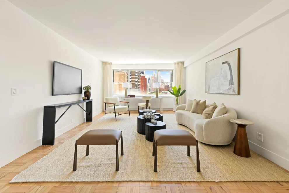Unit for sale at 35 SUTTON Place, Manhattan, NY 10022