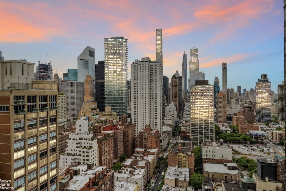 Unit for sale at 425 E 58TH Street, Manhattan, NY 10022