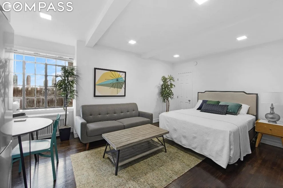 Unit for sale at 5 Tudor City Place, Manhattan, NY 10017