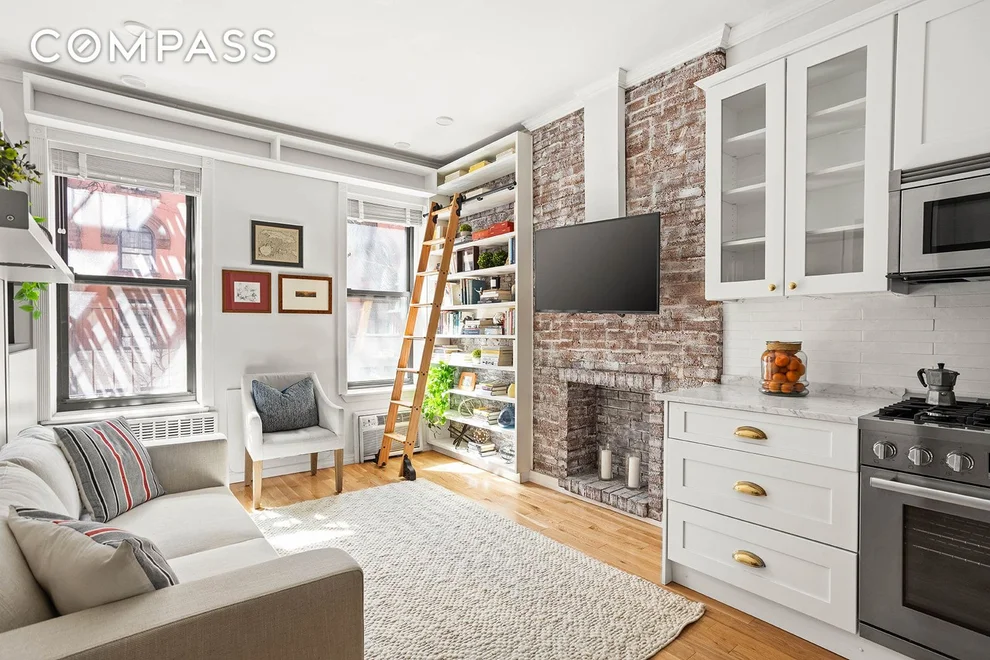 Unit for sale at 227 E 87th Street, Manhattan, NY 10128