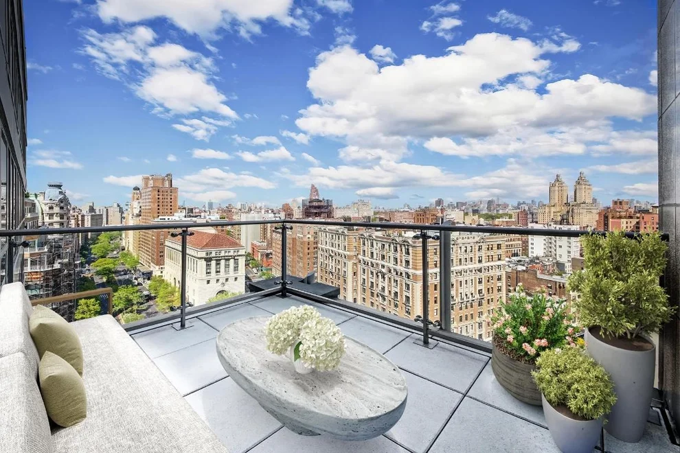 Unit for sale at 212 W 72ND Street, Manhattan, NY 10023