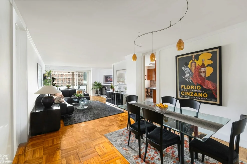 Unit for sale at 300 E 40TH Street, Manhattan, NY 10016