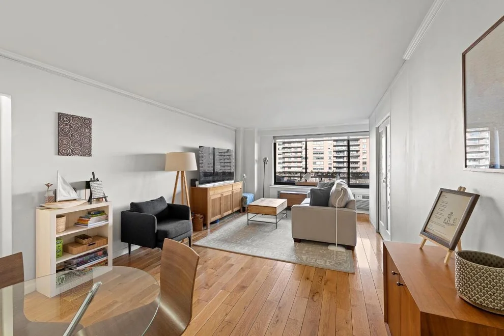 Unit for sale at 382 CENTRAL Park W, Manhattan, NY 10025