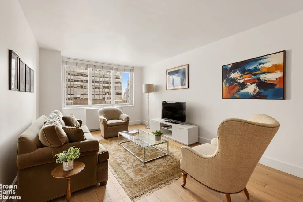Unit for sale at 212 E 47TH Street, Manhattan, NY 10017