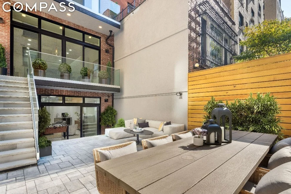 Unit for sale at 256 W 75th Street, Manhattan, NY 10023